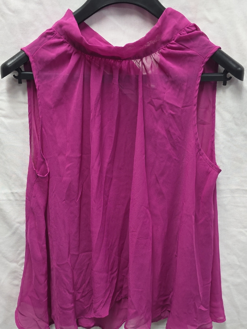 Sleeveless Chiffon Camisole - Magenta